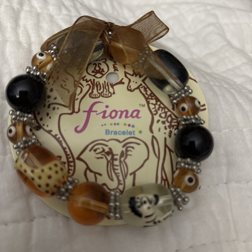 New Fiona Animal, giraffe/zebra hand painted Theme Art Glass Bracelet